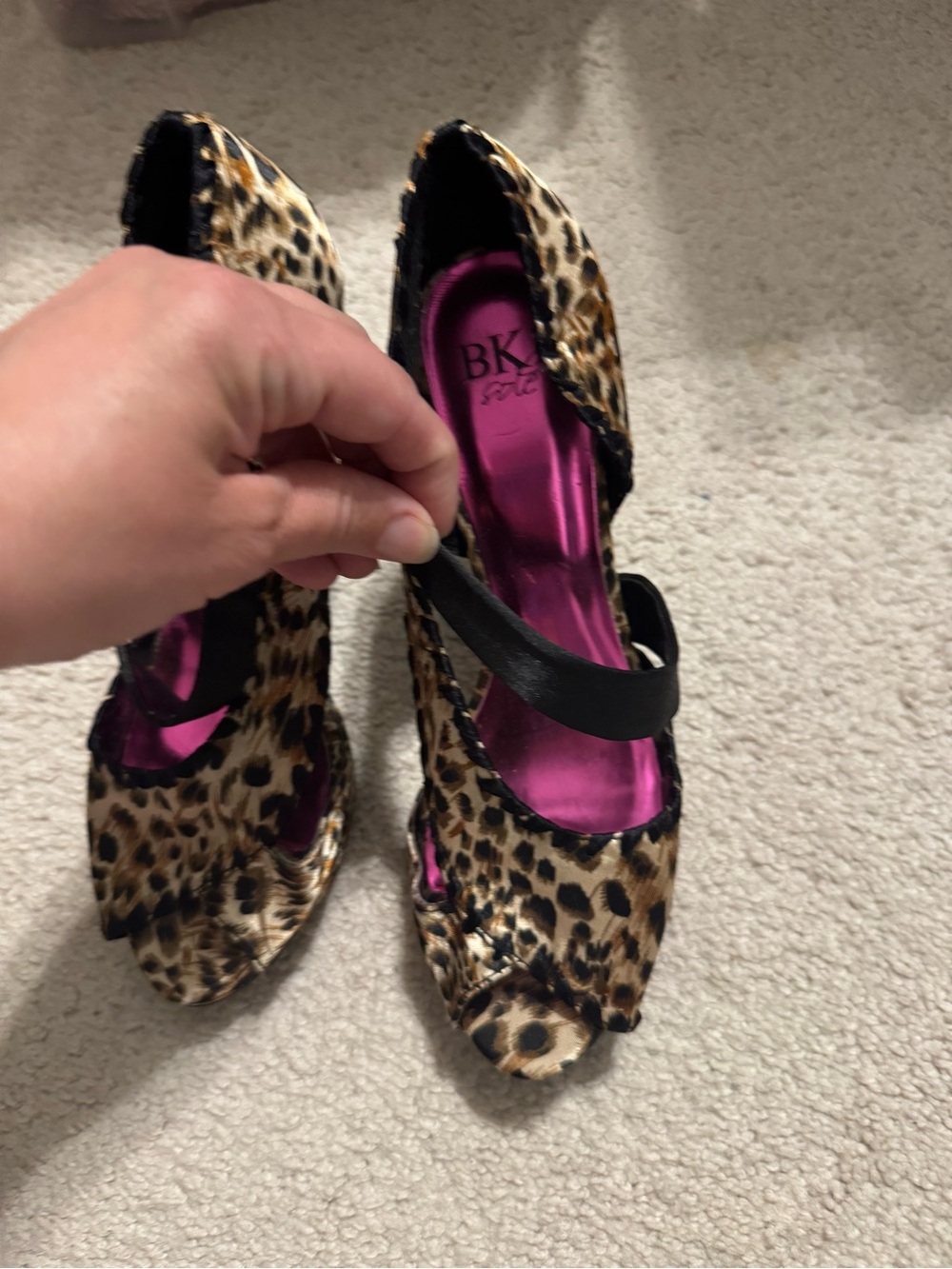 Leopard Print Mary Jane Heels in Brown